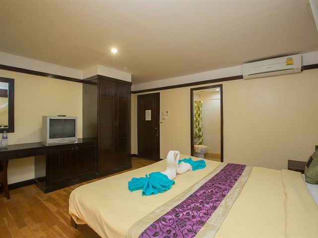фотографии The Ocean Patong Hotel (ex. Nilly's Marina Inn; MyQxpress Patong; Quality Resort) изображение №48