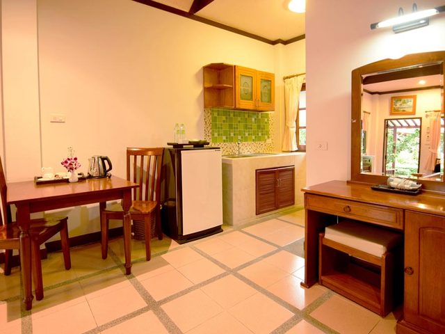 фото отеля Chalong Villa Resort & Spa изображение №17