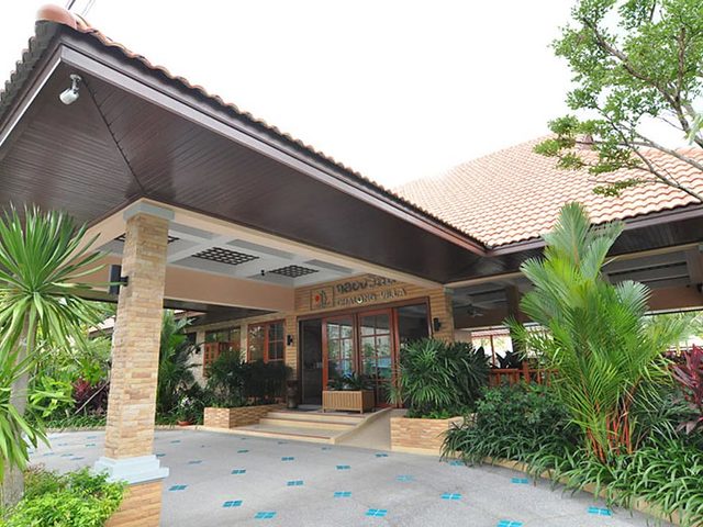 фотографии отеля Chalong Villa Resort & Spa изображение №7