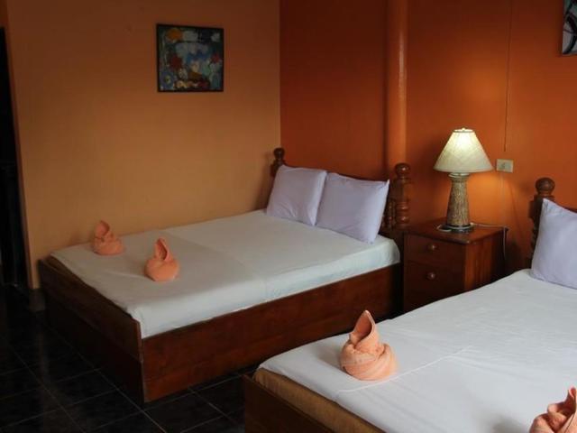 фото отеля Baan Talay Guesthouse & Dormitory изображение №25