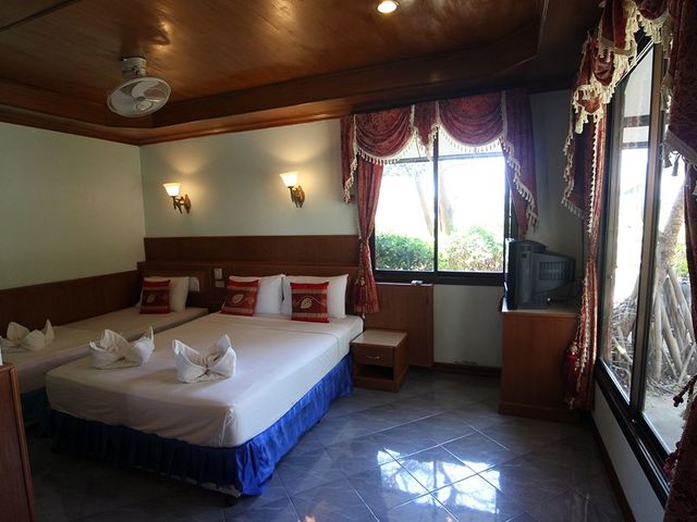 фото отеля Andaman Lanta Resort изображение №25