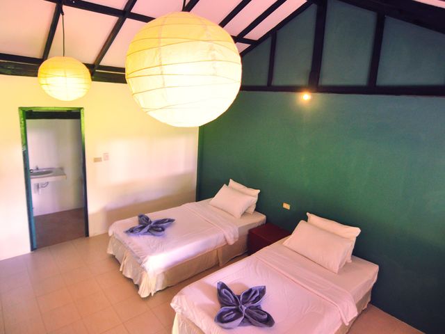 фото отеля Lanta Phu Hill Resort (ex. The Tropic Circle; Lanta Palace Hill Resort) изображение №9