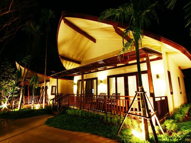 фото отеля Aonang Phu Petra Resort изображение №21