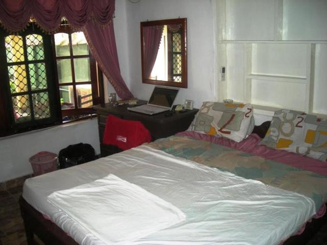 фотографии отеля Sri Lak Inn изображение №11