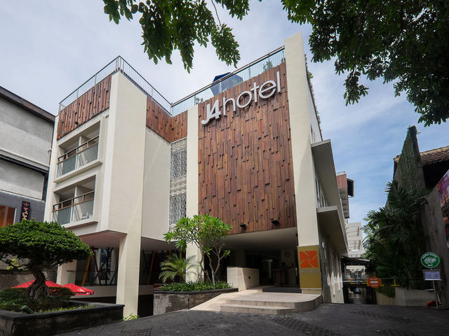 фото отеля J4 Hotels Legian изображение №41