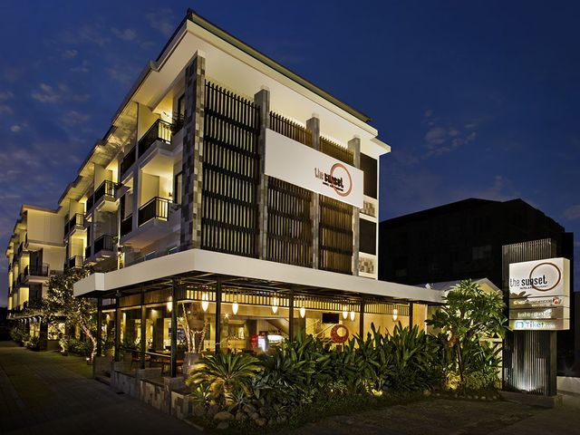 фото The Sunset Hotel & Restaurant изображение №18