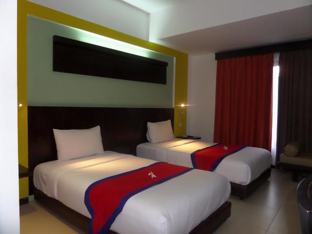 фотографии Ozz Hotel - Kuta Bali изображение №16
