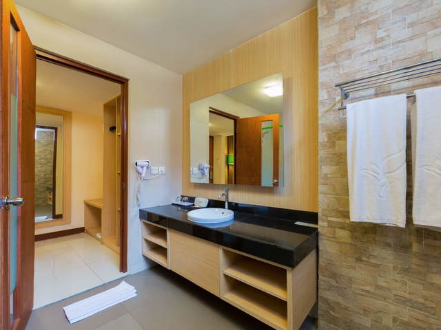 фотографии отеля Vihan Suites Hotel Tuban Bali изображение №35