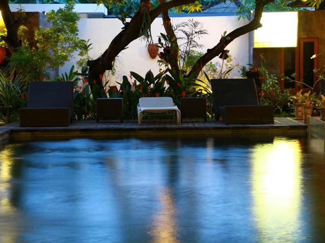 фотографии отеля Gosyen Hotel Bali изображение №23