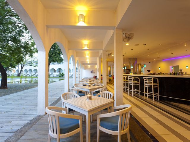 фото отеля Trinco Blu by Cinnamon (ex. Chaaya Blu Trincomalee; Club Oceanic) изображение №5