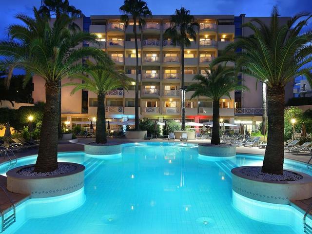 фото отеля AC Hotel Ambassadeur Antibes-Juan les Pins изображение №1