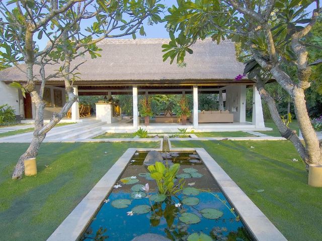 фото Villa Bali Asri Seminyak изображение №2