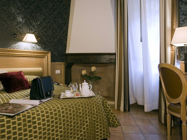 фотографии отеля Hotel Duca d'Alba изображение №7