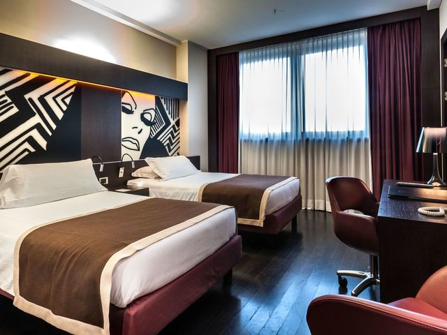 фото отеля Crowne Plaza Milan City изображение №45