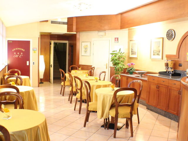 фото отеля Hotel Certosa изображение №17