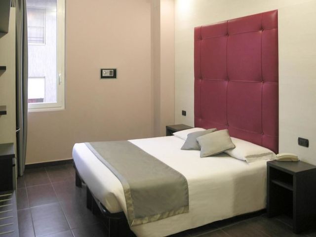 фотографии отеля Ibis Styles Milan Centro изображение №3