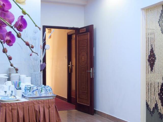 фото Ha Hien Hotel изображение №18