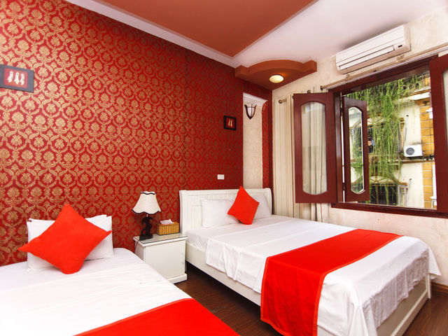 фото Hanoi Central Homestay Inn & Travel ( ех. Hanoi Aurora Hotel) изображение №2