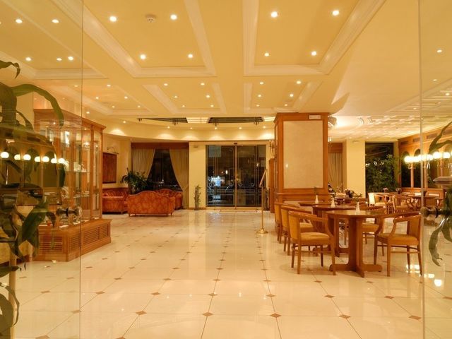 фото отеля Athens Atrium Hotel & Suites  изображение №49