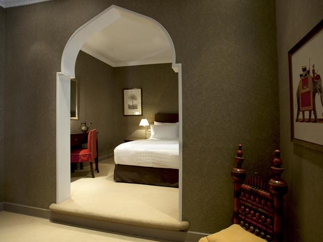 фото отеля YES Hotels The Kefalari Suites изображение №9