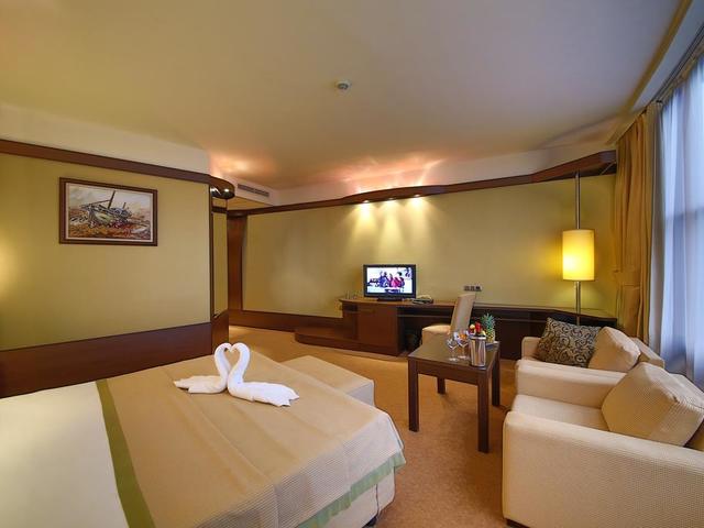 фотографии отеля Rosslyn Dimyat (ex. Swiss-Belhotel Dimyat; Grand Hotel Dimyat) изображение №7