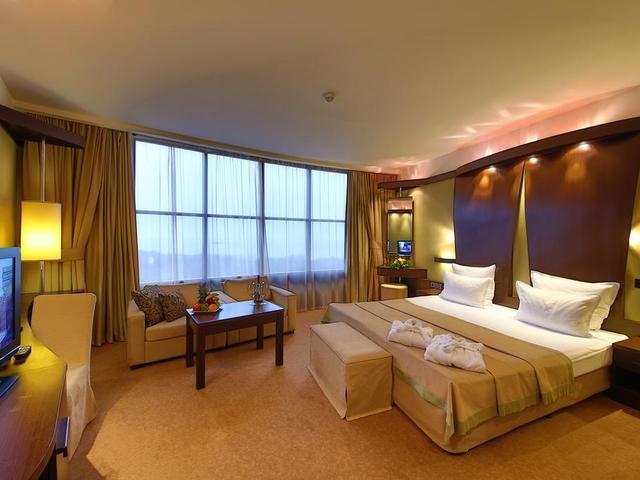 фото отеля Rosslyn Dimyat (ex. Swiss-Belhotel Dimyat; Grand Hotel Dimyat) изображение №5