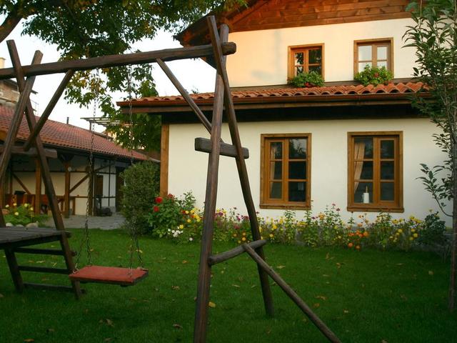 фото Todorova House изображение №34