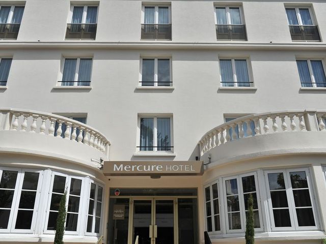 фото отеля Mercure Paris Saint Cloud Hippodrome (ex. Best Western Villa Henri IV)  изображение №1