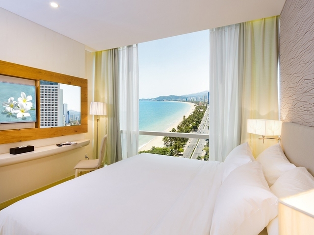фотографии Diamond Bay Hotel (ex. Hoan Cau Luxury Residence) изображение №8