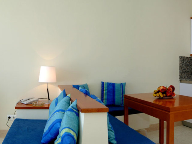 фото отеля Trujillo Castellanos Apartamentos Tamanaco изображение №21
