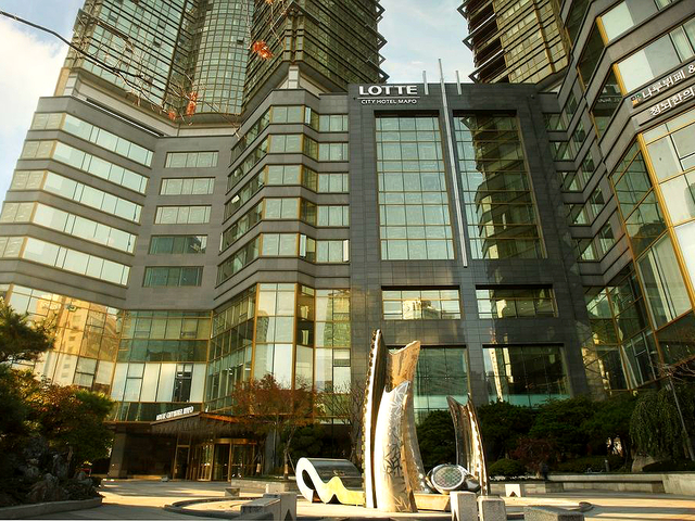 фото отеля Lotte City Mapo изображение №1