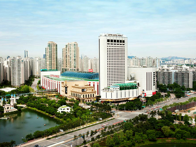 фото отеля Lotte World изображение №1