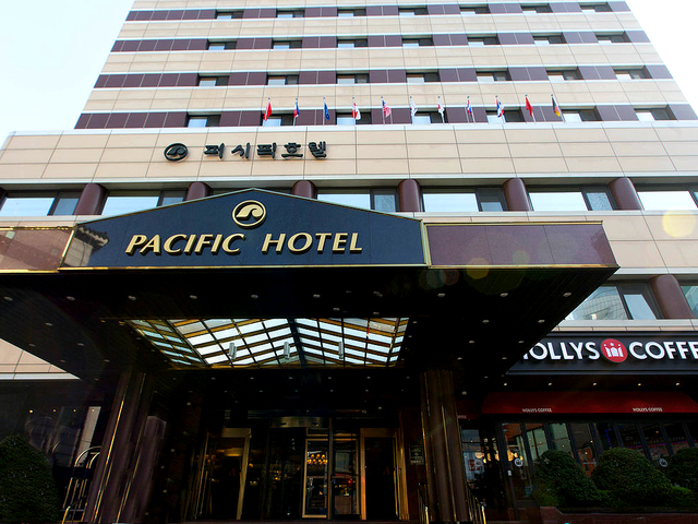 фото отеля Pacific Hotel изображение №1