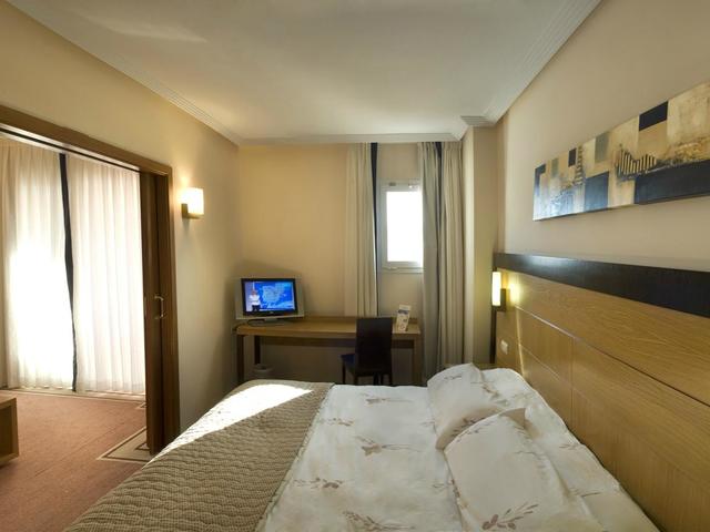 фотографии Hotel Bonalba Alicante изображение №4