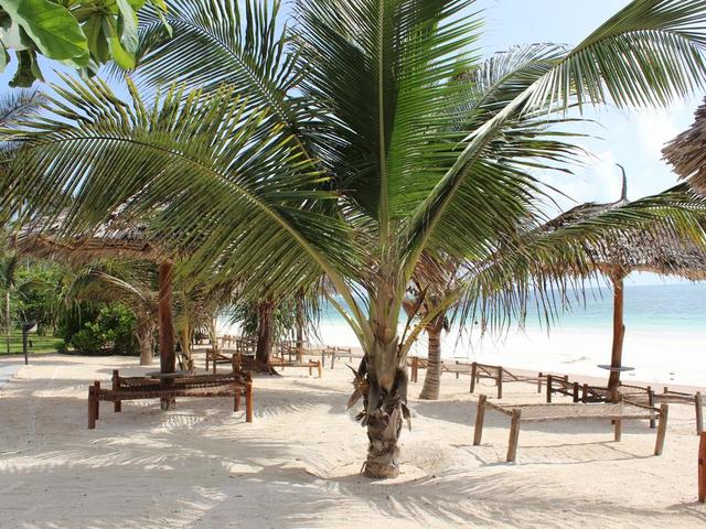 фотографии Uroa Bay Beach Resort изображение №16