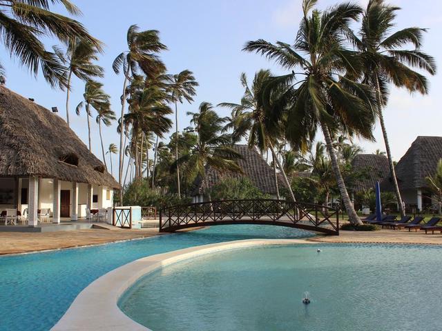 фото отеля Uroa Bay Beach Resort изображение №13