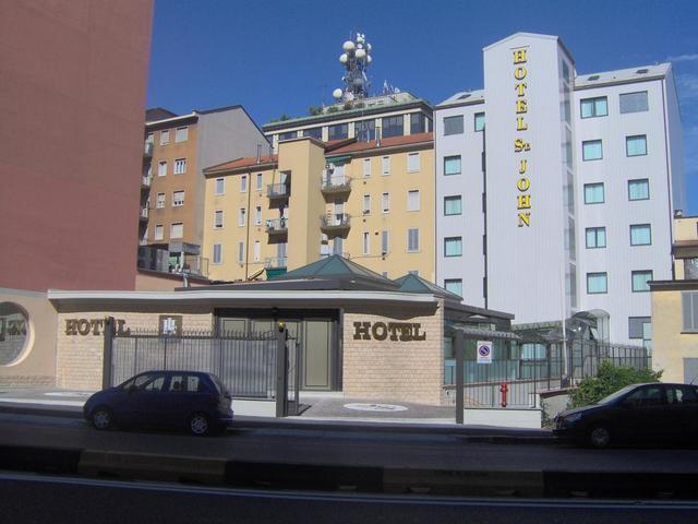 фото отеля IH Hotels Milano St. John (ех. St. John) изображение №1