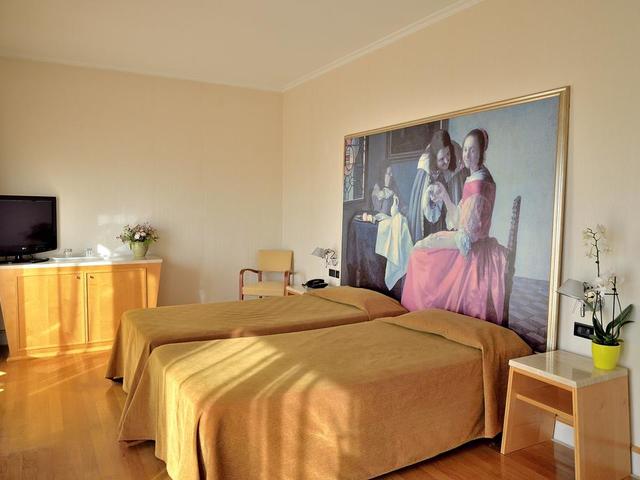 фото Hotel Tre Fontane изображение №18