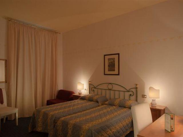 фотографии Gioia Hotel изображение №8