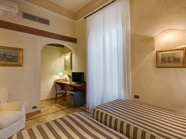 фотографии отеля Morandi alla Crocetta изображение №15