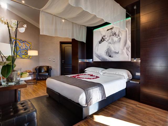 фото отеля Dharma Hotel & Luxury Suites изображение №33