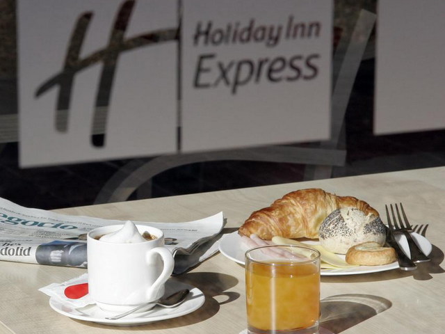 фотографии Holiday Inn Express Barcelona - Sant Cugat изображение №28