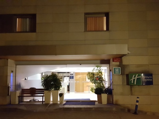фото отеля Holiday Inn Express Barcelona - Montmelo изображение №21