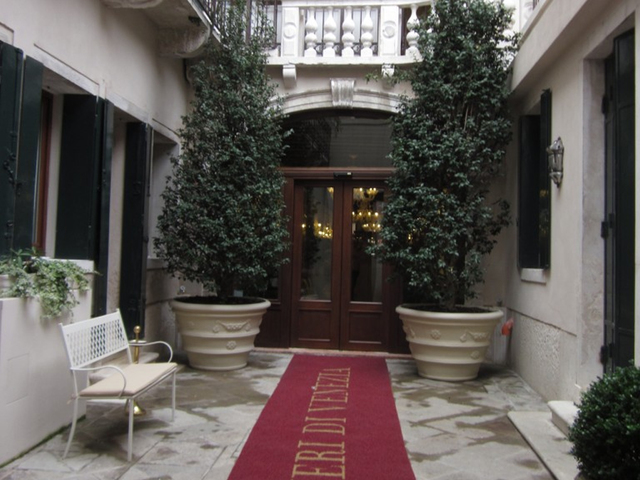 фотографии отеля Hotel Ai Cavalieri di Venezia изображение №3