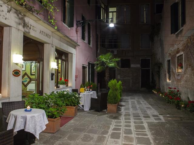 фотографии отеля Hotels in Venice Ateneo изображение №19