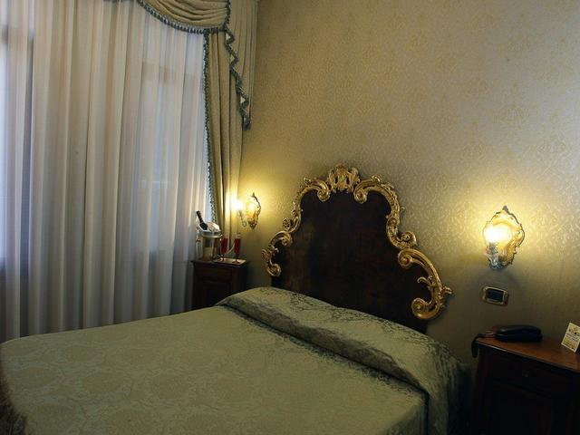 фото отеля Hotels in Venice Ateneo изображение №13
