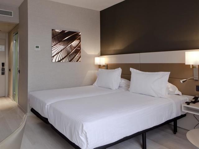 фото отеля AC Hotel Sant Cugat by Marriott (ex. Novotel Barcelona Sant Cugat) изображение №13