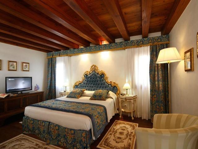 фото отеля Hotel Al Duca Di Venezia изображение №21