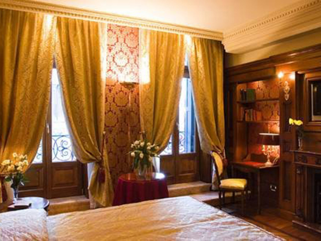 фото Bellevue & Canaletto Suites (ex. San Marco Luxury Bellevue Luxury Rooms) изображение №2