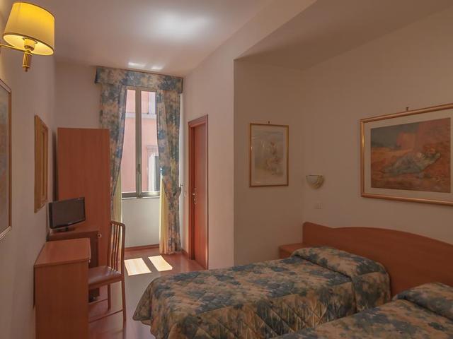 фото  Hotel Tirreno изображение №18